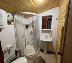 Апартаменты с террасой и сауной в Дачи Микли