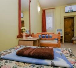 Стандартный 3х местный номер 2 этаж в Green oasis Vavilon