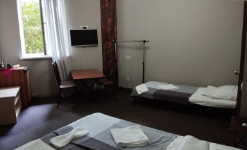 Трёхместный номер Standard в Династия