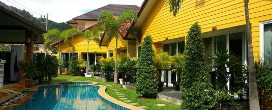 Люкс с 2 комнатами в Lemon Tree Naturist Resort Naiharn Beach Phuket