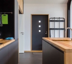 Двухместный коттедж двуспальная кровать в Family Barn Karvala