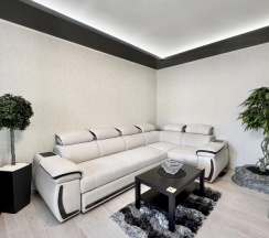 Апартаменты в Квартира Двухкомнатная в центре Минска на сутки/недели/месяцы 2 лоджии