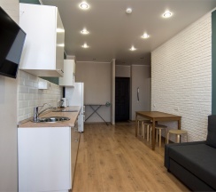 Апартаменты с гостиной и 2 спальнями. Вид на реку Казанку и аквапарк "Ривьера" в Sibgat Apartments