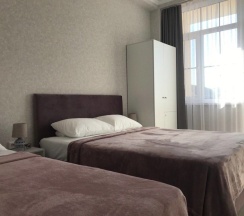 Трёхместный номер Superior с балконом и с частичным видом в Mon Michel