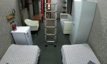 №21, 4 местный номер целиком в Hostel Kirovsk.red