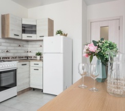 Четырёхместные апартаменты с 2 комнатами с балконом в Good House
