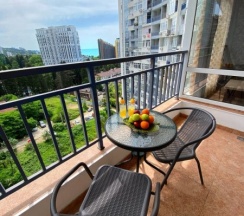 Светлая 2-комн. квартира 50 кв.м.  13/21 этаж. в Солнечный пляж