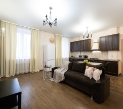 проспект Ленина 51 (3к) 2+2+1+1 в Пять Звёзд