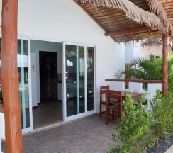 Двухместное бунгало Deluxe двуспальная кровать в Vivi Bungalows Resort