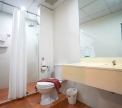 Номер семейный Standard с балконом в Basaya Beach Hotel & Resort