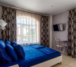 Семейный в Стела