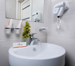 Номер люкс семейный в Undersun