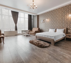 Джуниор сюит в Дизак