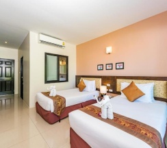 Двухместный номер Superior 2 отдельные кровати в Princess Kamala Beachfront Hotel