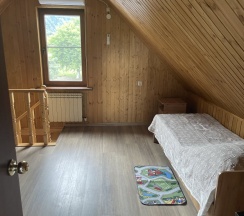 Коттедж с красивым видом из окна в Удача