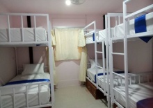 Кровать в общем номере в Sang Chan Hostel