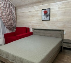 2 этаж 2 дома в Edi House