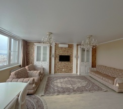 Апартаменты Clever House Deluxe Барокко (двухкомнатная ) ул. Щербаковский переулок,7 в ApartKazan у Кремля