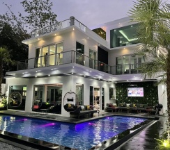 Двухместная вилла Grand двуспальная кровать в Villas In Pattaya