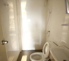 Двухместный номер Standard с балконом двуспальная кровать в Happy House Bangsaen