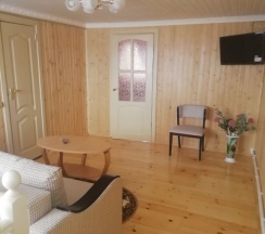 Шестиместные апартаменты Дуплекс с балконом в Завирье