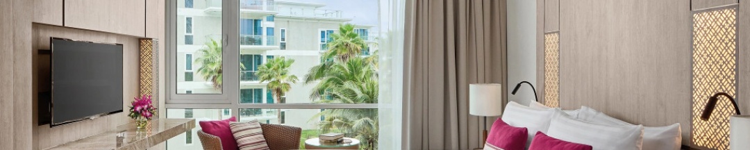 Номер Executive с балконом в Splash Beach Resort