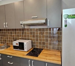 Студия c 1 комнатой в Bg Apartments