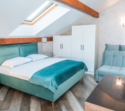 Стандарт DBL c двухспальной кроватью и диваном в Villa Maria club