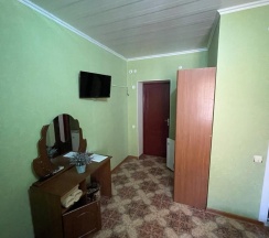 Номер комфорт с 1 двуспальной кроватью в Арина