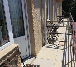 полулюкс с балконом и видом на море в AlexHome