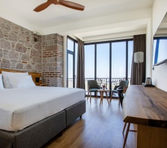 Двухместный номер Deluxe с панорамным видом двуспальная кровать в Отель Marlo Ayvalik