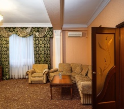 Президентский Люкс в Чеботарёвъ