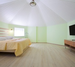 Апартаменты №10 с сауной и кухней в Виктория