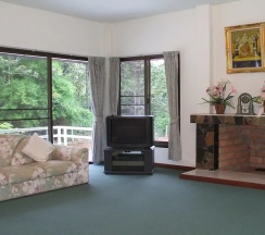 Коттедж с 3 комнатами в Phudara Resort