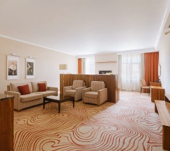 Полулюкс с 1 кроватью «King size» в Grand Autograph Hotel Novosibirsk