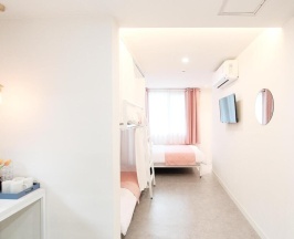 Семейный номер Standard в Orbit Guesthouse