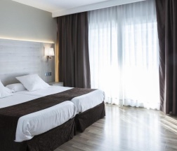 Двухместный номер 2 отдельные кровати в Hotel Helios Lloret