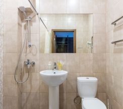 Трехместный номер Делюкс в Myhotel