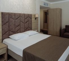 JUNIOR SUITE с прямым видом на море в Эмеральдика