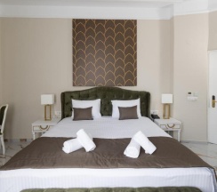 Люкс Deluxe в Modern Luxury Hotel