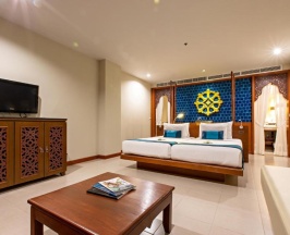 Двухместный номер Deluxe с видом на бассейн 2 отдельные кровати в Отель Rawai Palm Beach Resort