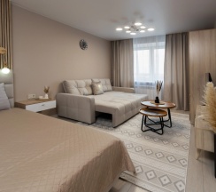 Апартаменты c 1 комнатой с балконом и с красивым видом из окна в Апартаменты Globalstay Сканди-шик с Сауной и Панорамным Видом в центре Смоленска