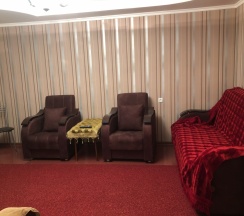 Семейный коттедж с 2 комнатами с красивым видом из окна в Holiday Home