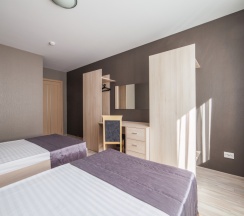 Апартаменты Superior c 1 комнатой с балконом и с красивым видом из окна в Комплекс апартаментов Комфорт