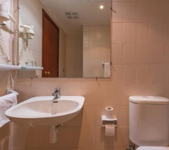 Апартаменты с 3 комнатами в Xon's Platja Hotel Apartments