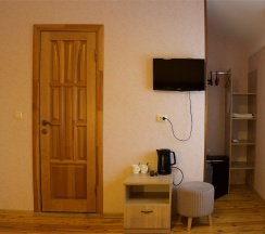 Стандарт двухместный с двуспальной кроватью в Барс