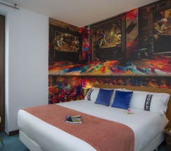 Двухместный номер Standard с балконом двуспальная кровать в Casual Ilbira Granada Hotel