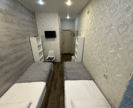 № 8 Двухместный номер с двумя раздельными кроватями на двоих в Hotel 812