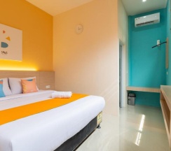 Двухместный номер Economy двуспальная кровать в Sans Hotel Bubulak Bogor