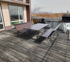 Вилла с балконом и с красивым видом из окна в Гостевой дом